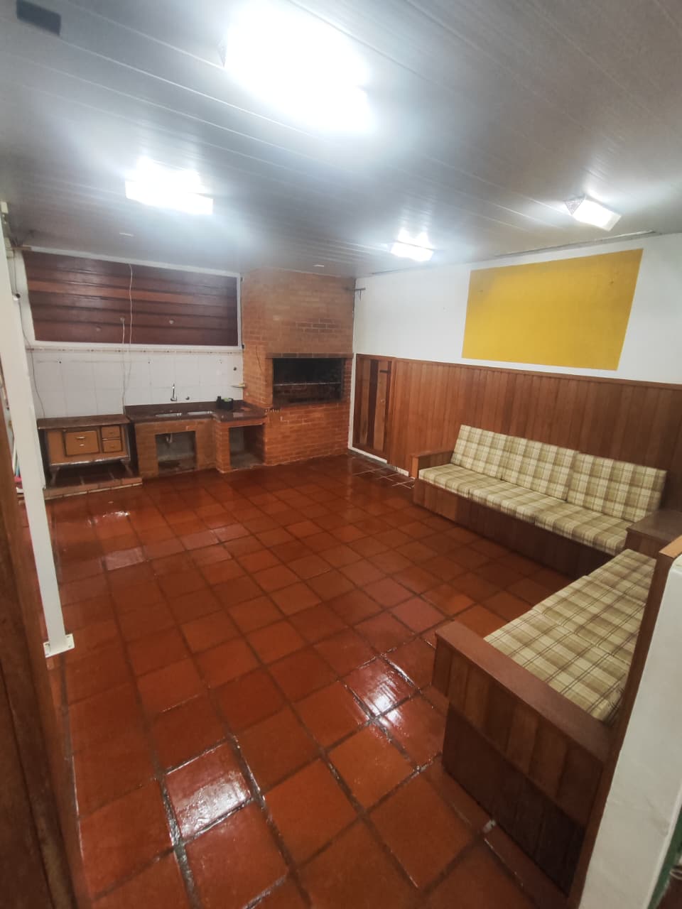 Salão de Churrasqueira Completo